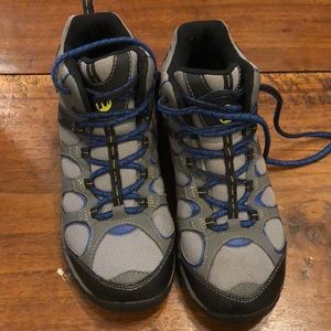Merrell Hilltop boots